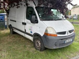 Fourgon avec parois et toit rigide Renault Master