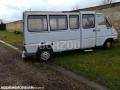 Fourgon avec parois et toit rigide Renault Master