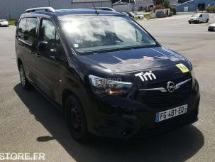 Autobus Opel Combo