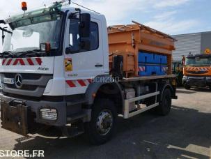 Voirie Mercedes 1833