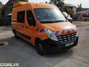 Fourgon avec parois et toit rigide Renault Master