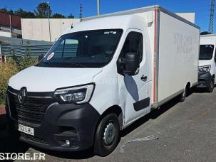 Fourgon avec parois et toit rigide Renault Master