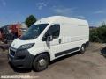 Fourgon avec parois et toit rigide Peugeot Boxer