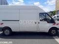Fourgon avec parois et toit rigide Ford Transit