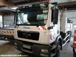 Benne basculante de chantier et de TP MAN 15.250