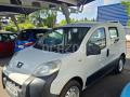 Fourgon avec parois et toit rigide Peugeot Bipper