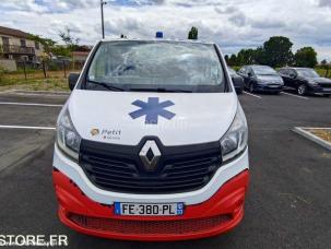 Ambulance (pour personne couchée) Renault Trafic