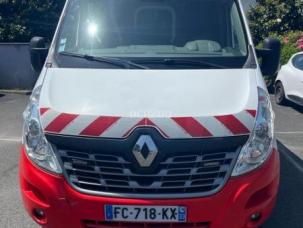 Fourgon avec parois et toit rigide Renault Master