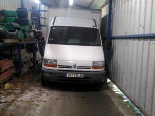 Fourgon avec parois et toit rigide Renault Master