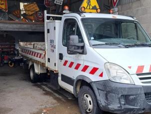 Benne basculante de chantier et de TP Iveco 35C15