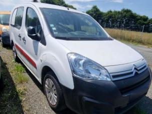 Fourgon avec parois et toit rigide Citroën Berlingo