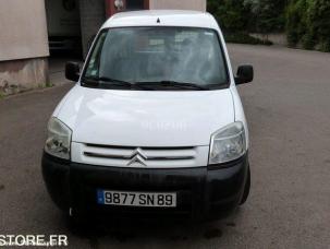 Fourgon avec parois et toit rigide Citroën PARTNER
