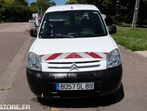 Fourgon avec parois et toit rigide Citroën Berlingo