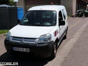 Fourgon avec parois et toit rigide Citroën Berlingo