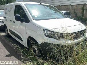 Fourgon avec parois et toit rigide Peugeot Partner