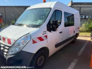 Fourgon avec parois et toit rigide Renault Master