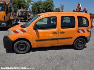 Fourgon avec parois et toit rigide Renault Kangoo