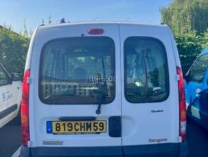 Fourgon avec parois et toit rigide Renault Kangoo