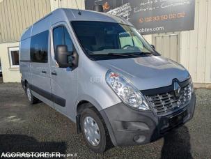Fourgon avec parois et toit rigide Renault Master