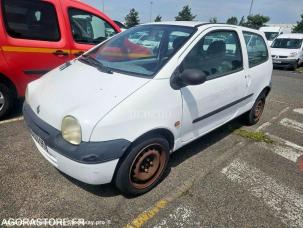 Fourgon avec parois et toit rigide Renault Twingo