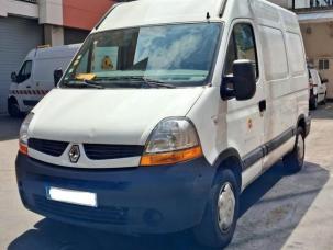 Fourgon avec parois et toit rigide Renault Master