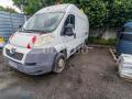 Fourgon avec parois et toit rigide Peugeot Boxer