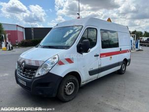 Fourgon avec parois et toit rigide Renault Master