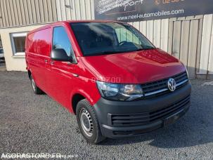 Fourgon avec parois et toit rigide Volkswagen Transporter