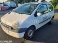 Fourgon avec parois et toit rigide Renault Twingo