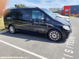 Fourgon avec parois et toit rigide Mercedes VIANO