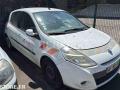 Fourgon avec parois et toit rigide Renault Clio