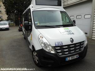 Fourgon avec parois et toit rigide Renault Master