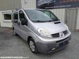 Fourgon avec parois et toit rigide Renault Trafic