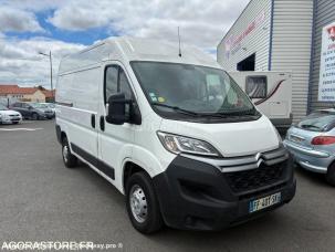 Fourgon avec parois et toit rigide Citroën Jumper