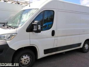 Fourgon avec parois et toit rigide Citroën Jumper