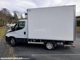 Fourgon à température dirigée (frigo) Iveco 35C14