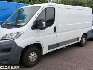 Fourgon avec parois et toit rigide Citroën Jumper