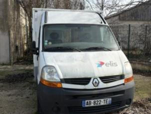 Fourgon avec parois et toit rigide Renault Master