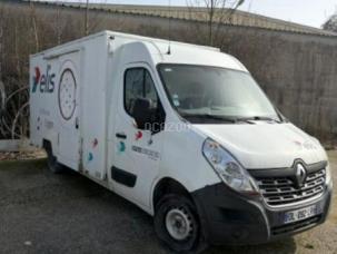 Fourgon avec parois et toit rigide Renault Master