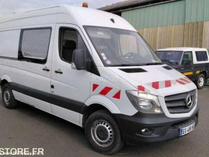 Fourgon avec parois et toit rigide Mercedes Sprinter