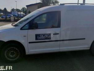 Fourgon avec parois et toit rigide Volkswagen Caddy