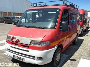 Fourgon avec parois et toit rigide Citroën Jumper