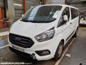 Fourgon avec parois et toit rigide Ford T.CUSTOM