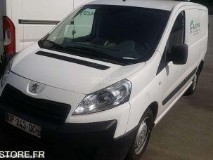 Fourgon avec parois et toit rigide Peugeot Expert