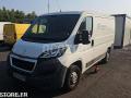 Fourgon avec parois et toit rigide Peugeot Boxer