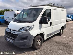Fourgon avec parois et toit rigide Citroën Jumper