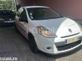 Fourgon avec parois et toit rigide Renault Clio