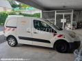 Fourgon avec parois et toit rigide Peugeot Partner
