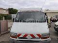 Fourgon avec parois et toit rigide Renault Master