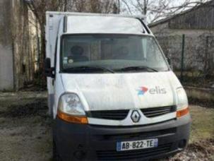 Fourgon avec parois et toit rigide Renault Master